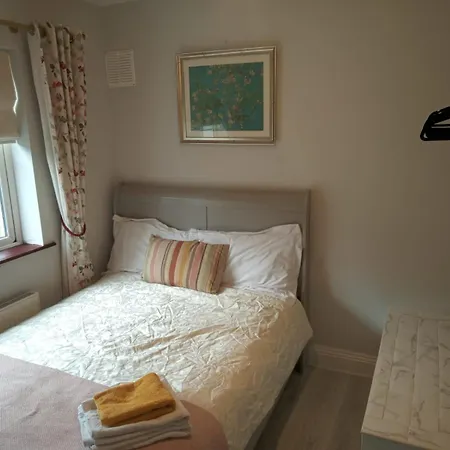 El Roi Guest Accommodation Guest house Waterford