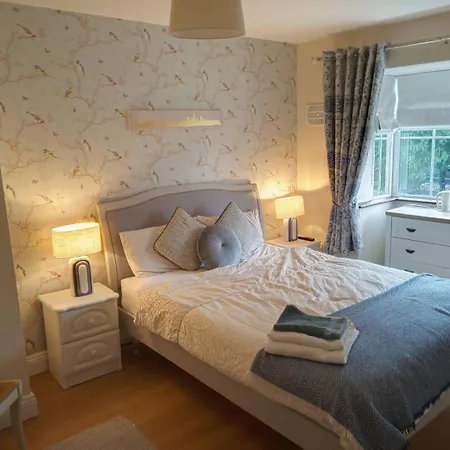 El Roi Guest Accommodation Guest house Waterford